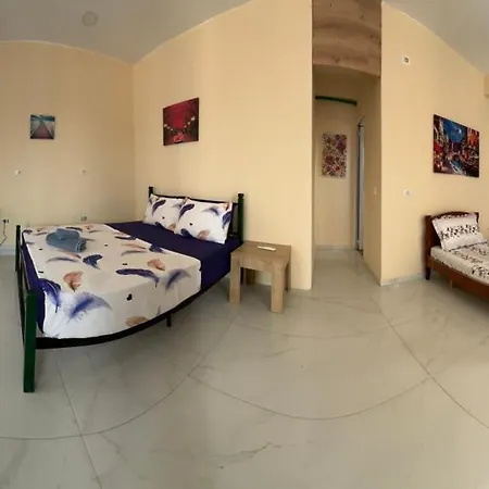 Pensión Lalaj Ksamil