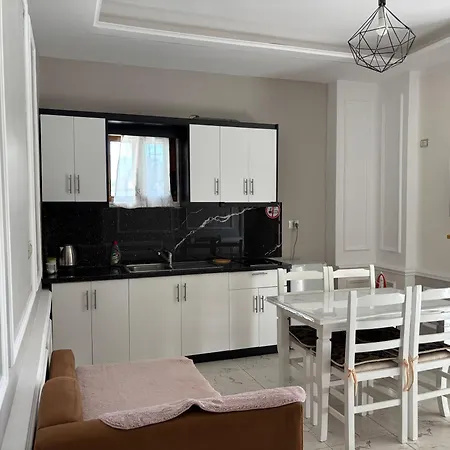 Lalaj Guest house